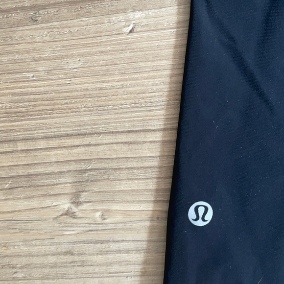 Lululemon Cropped Leggings - Picture 3 of 5